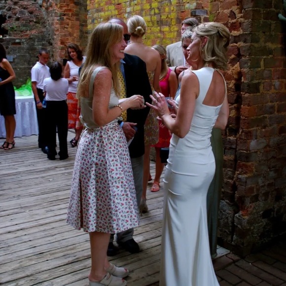 Nicole Miller Wedding Dress - Picture 6 of 6